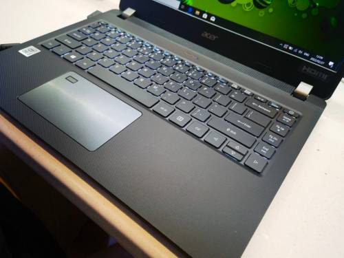 *ACER TRAVELMATE P214*i5-10210U*8GB DDR4*512GB SSD*FHD*
