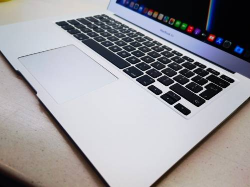 AS NEW!*HIGH SPEC**ULTIMATE 2015-2017 APPLE MACBOOK AIR i5*128GB SSD*8GB RAM