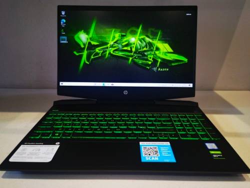 BEAST GAMING SPEC!*9TH GEN!*HP PAVILION 15 GAMING*i5-9300H*8GB*256GB NVME SSD*FHD*GTX1650*QUAD CORE