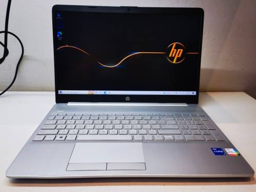 11TH GEN BEAST!*HP NOTEBOOK 15*i7-1165G7*16GB DDR4*512GB NVME*1000GB HDD*FHD*G7 GRAPHICS*WARRANTY
