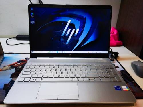 11TH GEN i7 BEAST!*HP NOTEBOOK 15*i7-1165G7*16GB DDR4*256GB SSD*1TB HDD*WARRANTY*FHD*