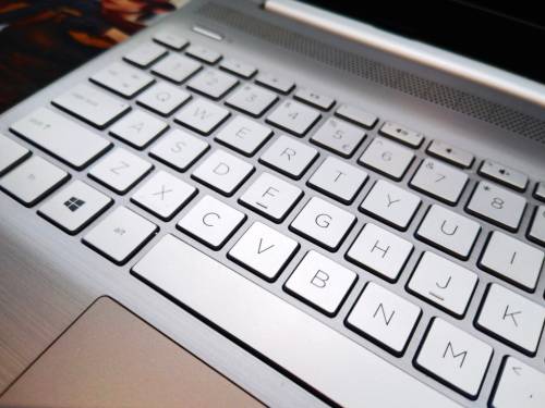 11TH GEN BEAST!*HP NOTEBOOK 15*i5-1135G7*8GB DDR4*256GB SSD*1TB HDD*FHD*