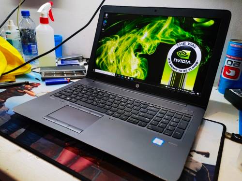 ABSOLUTE BEAST!*FAST!*HP ZBOOK 15 G4 i7-7820HQ*16GB*256GB SSD*1TB HDD*FHD*NVIDIA QUADRO M1200
