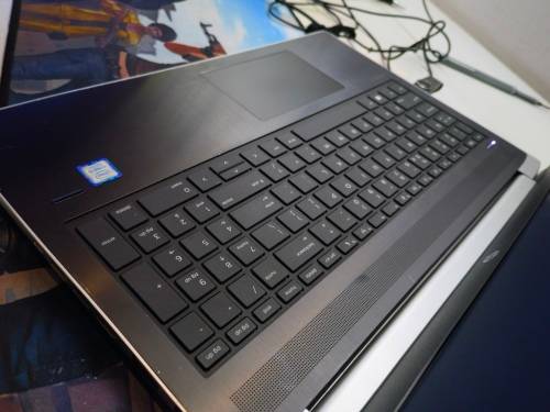 *HIGH SPEC!*8TH GEN*HP PROBOOK 450 G5-i5-8250U*8GB DDR4*256GB NVME SSD*500GB HDD*QUAD CORE