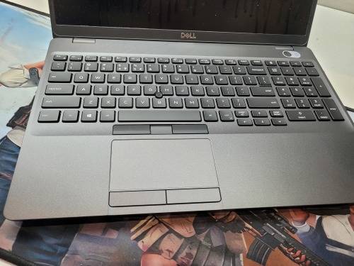VERY FAST*MINT*8TH GEN QUAD CORE*DELL LATITUDE 5500*i7-8665U*16GB*UHD 620*256GB SSD*FULL HD*
