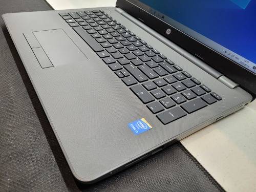 OFFICE SPEC*HP 250 G6*i3-5005U*4GB RAM*1000GB HDD*15.6` HD**DVD