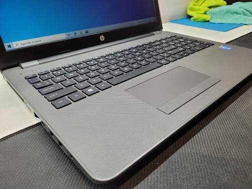 OFFICE SPEC*HP 250 G6*i3-5005U*4GB RAM*1000GB HDD*15.6` HD**DVD