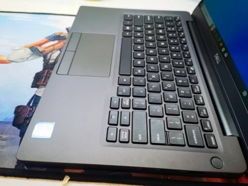 *Amazing!*CARBON ULTRABOOK*DELL LATITUDE 7300*i5-8265U*8GB*256GB SSD*FHD