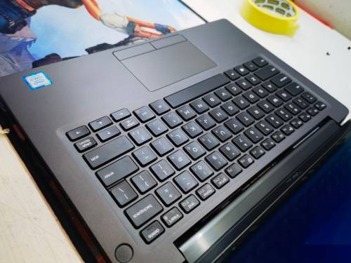 *Amazing!*CARBON ULTRABOOK*DELL LATITUDE 7300*i5-8265U*8GB*256GB SSD*FHD