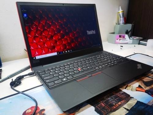 LATE ENTRY!*VERY FAST!*BEAST SPEC*8th GEN i5*LENOVO THINKPAD E580*i5-8250U*8GB DDR4*256GB SSD*