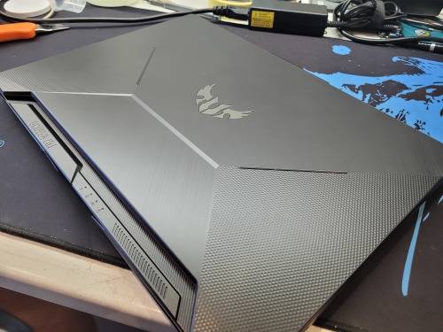 Gaming Beast!*ASUS TUF FX506LH*i5-10300H*8GB RAM*512GB SSD*FHD*GTX1650TI*RGB*AURA
