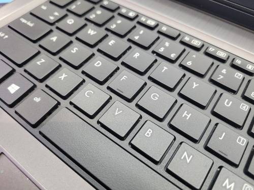 VERY FAST!*HP PROBOOK 6470b*i5-3340m*8GB*240GB SSD*HD+ DISPLAY*DVD
