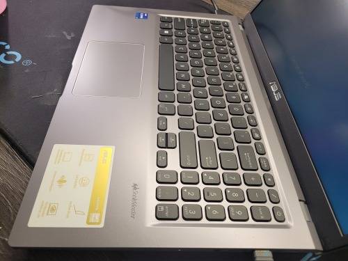 BEAST!*AS NEW!*VERY FAST!*11TH GEN I7*ASUS VIVOBOOK X515EA*i7-1165G7*8GB DDR4*512GB SSD*FHD*WARRANTY