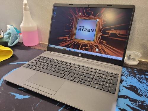 VERY FAST!*HP 255 G8*RYZEN 5-3500U*QUAD CORE 10TH GEN*8GB RAM*512GB SSD*RADEON VEGA 8