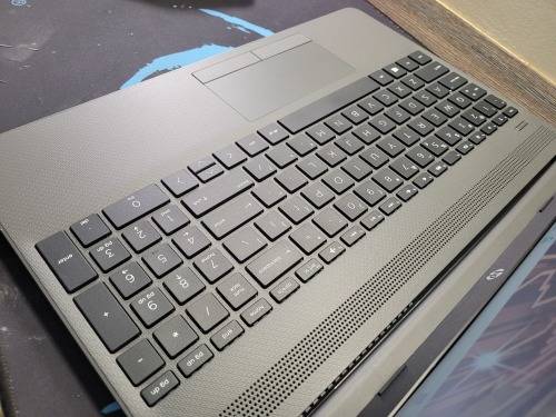 VERY FAST!*HP 255 G8*RYZEN 5-3500U*QUAD CORE 10TH GEN*8GB RAM*512GB SSD*RADEON VEGA 8