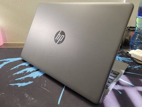 VERY FAST!*HP 255 G8*RYZEN 5-3500U*QUAD CORE 10TH GEN*8GB RAM*512GB SSD*RADEON VEGA 8