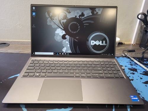*HIGH SPEC!*DELL VOSTRO 5510*i5-11320H*8GB DDR4*256GB SSD*FHD*IR*BACKLIT*