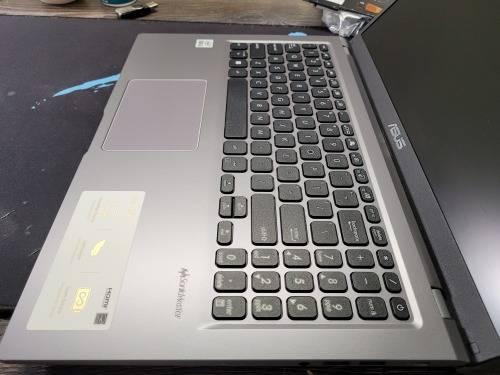 AS NEW!*VERY FAST!*10TH GEN!*ASUS VIVOBOOK X515JA*i5-1035G1*8GB DDR4*256GB SSD*FHD