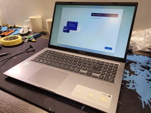 AS NEW!*VERY FAST!*10TH GEN!*ASUS VIVOBOOK X515JA*i5-1035G1*8GB DDR4*256GB SSD*FHD