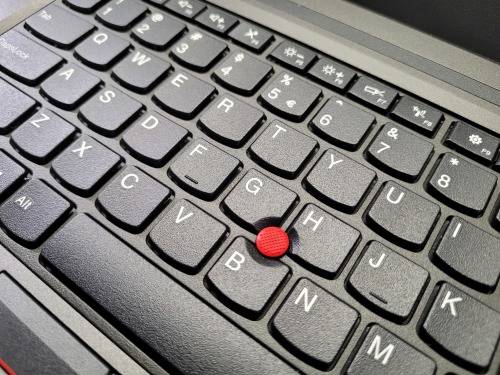 VERY FAST!*LENOVO THINKPAD E460*i5-6200U*8GB RAM*256GB SSD*FINGERPRINT*
