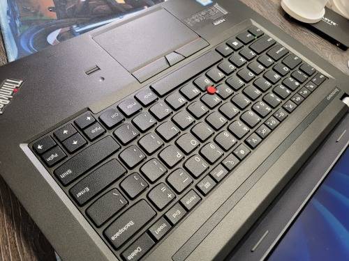 VERY FAST!*LENOVO THINKPAD E460*i5-6200U*8GB RAM*256GB SSD*FINGERPRINT*