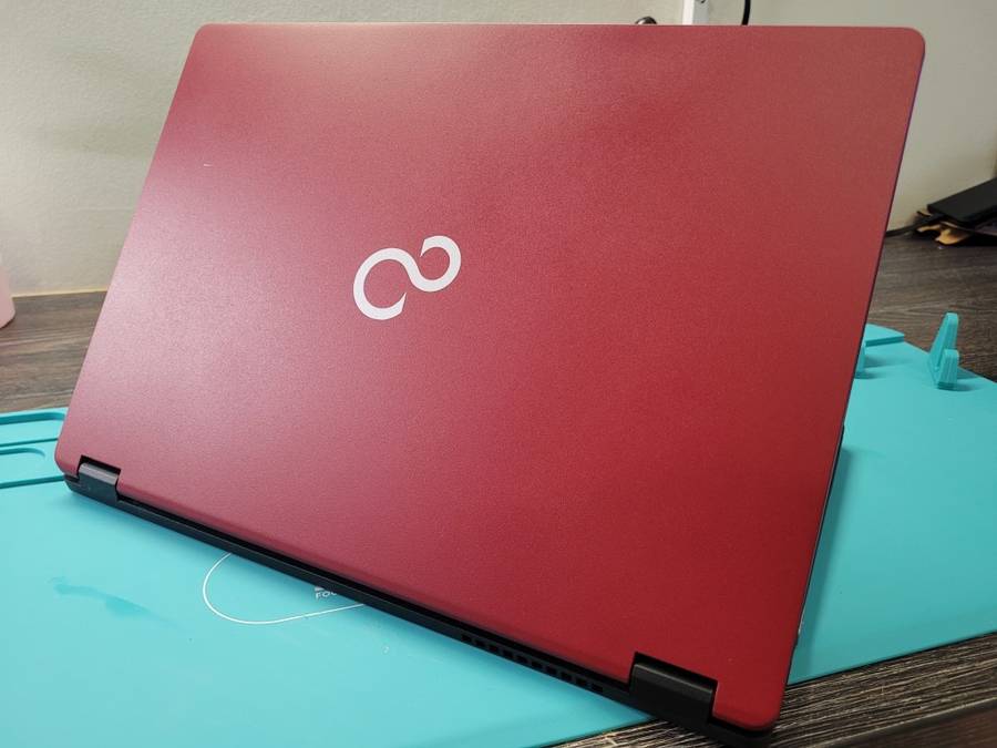 *High Spec Beast!*FUJITSU LIFEBOOK 7U14A1*i5-10310U*8GB DDR4*512GB SSD*FHD*BACKLIT*