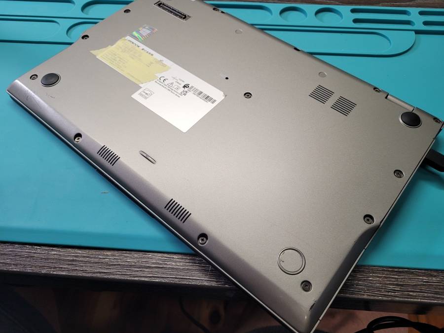 *High Spec Beast!*FUJITSU LIFEBOOK 7U14A2*i5-10310U*8GB DDR4*512GB SSD*FHD*BACKLIT*