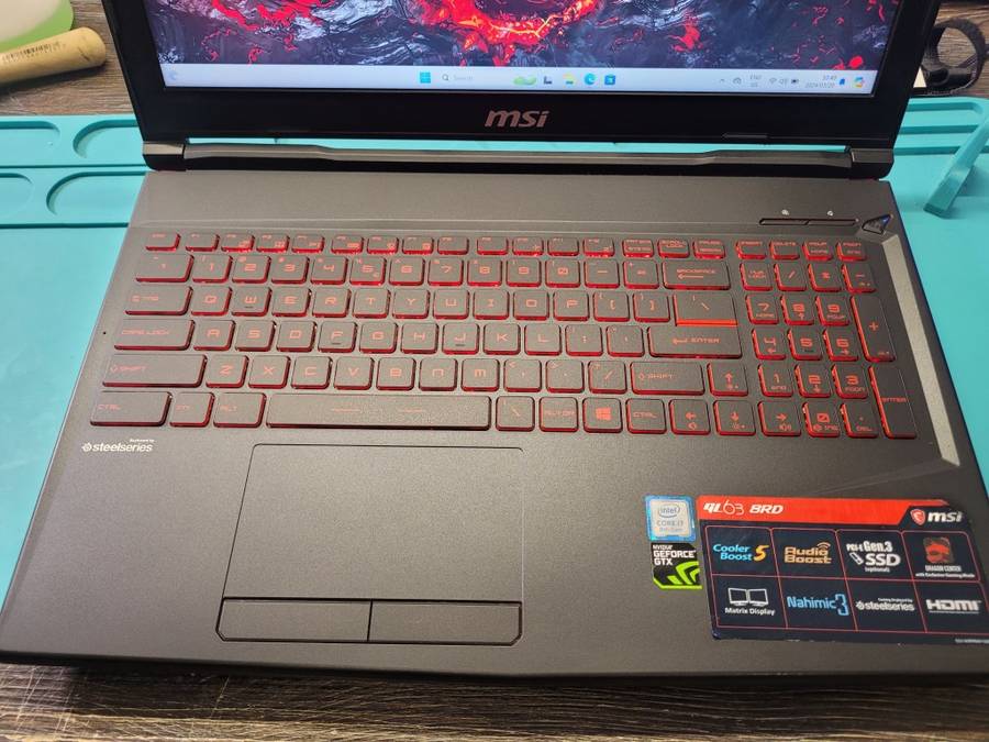 GAMING BEAST!*MSI GL63 8RD*i7-8750H*16GB RAM*512GB SSD*1TB HDD*GTX 1050TI 4GB*FHD*MATRIX*MSI BAG