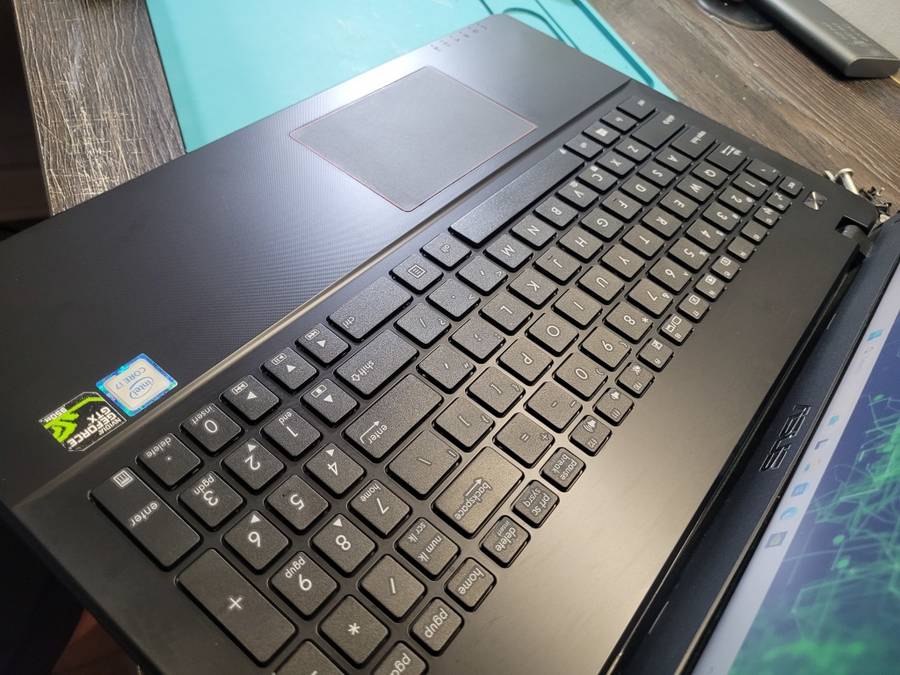 Late Entry-ASUS FX550VX-i7-6700HQ-8GB RAM-BARRACUDA 250GB SSD-NVIDIA GTX950M