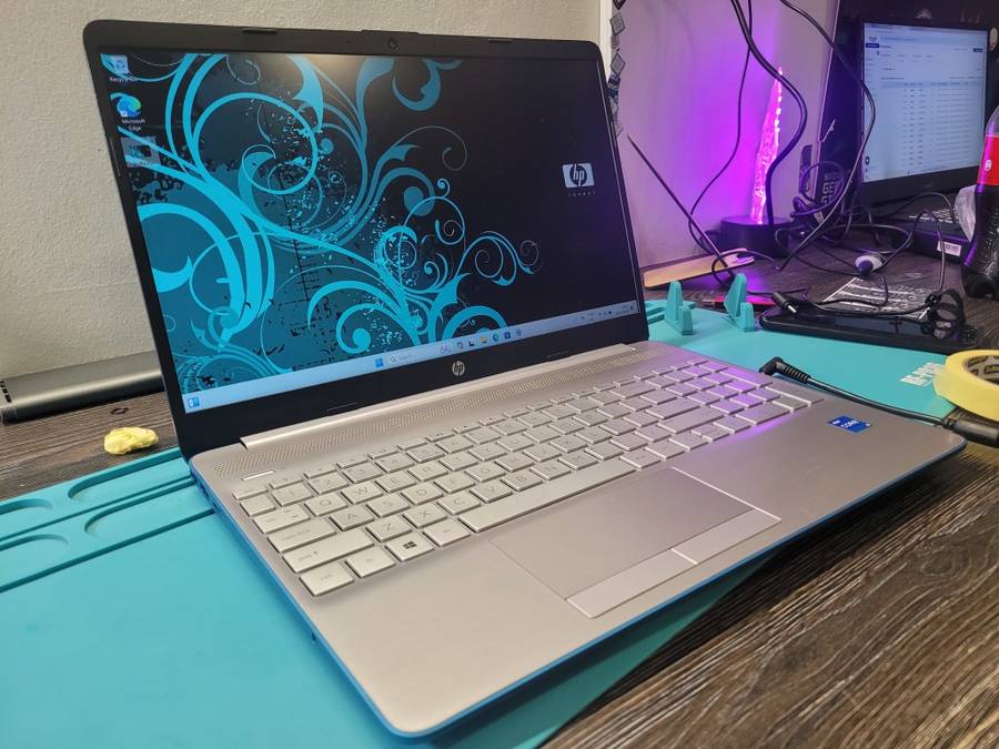 BEAST!*11TH GEN BEAST!*HP 250 G8*i5-1135G7*16GB DDR4*256GB NVME SSD*FHD*G7 GRAPHICS*WIFI 6