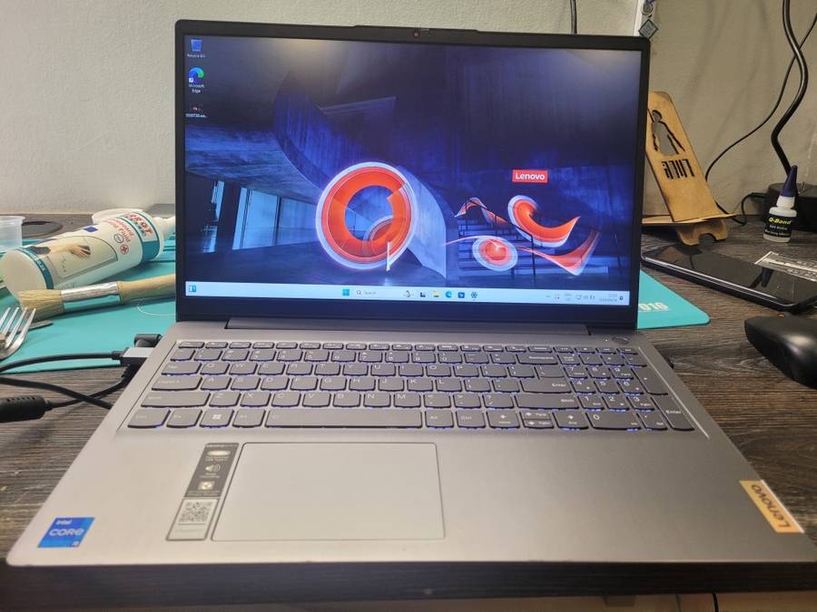 BEAST!*12th gen BEAST!!*LENOVO IDEAPAD 3i*i5-1235U*8GB DDR4*512GB SSD*FHD*IRIS GRAPHICS*
