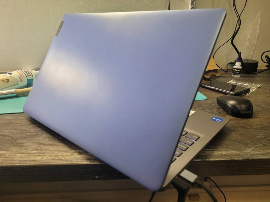 BEAST!*12th gen BEAST!!*LENOVO IDEAPAD 3i*i5-1235U*8GB DDR4*512GB SSD*FHD*IRIS GRAPHICS*