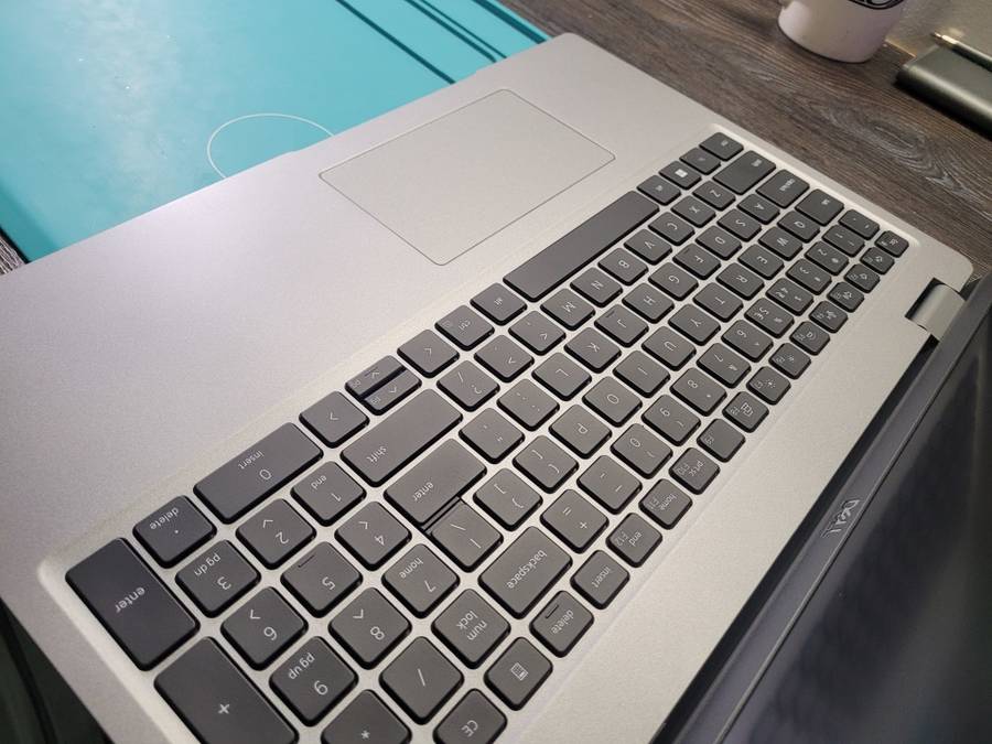 *Ultimate Beast*DELL PRECISION 3560*i7-1165G7*16GB*512GB SSD*NVIDIA QUADRO*FHD*G7 GRAPHICS*