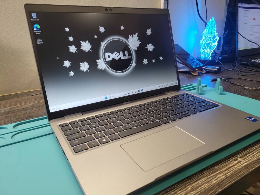 *Ultimate Beast*DELL PRECISION 3560*i7-1165G7*16GB*512GB SSD*NVIDIA QUADRO*FHD*G7 GRAPHICS*