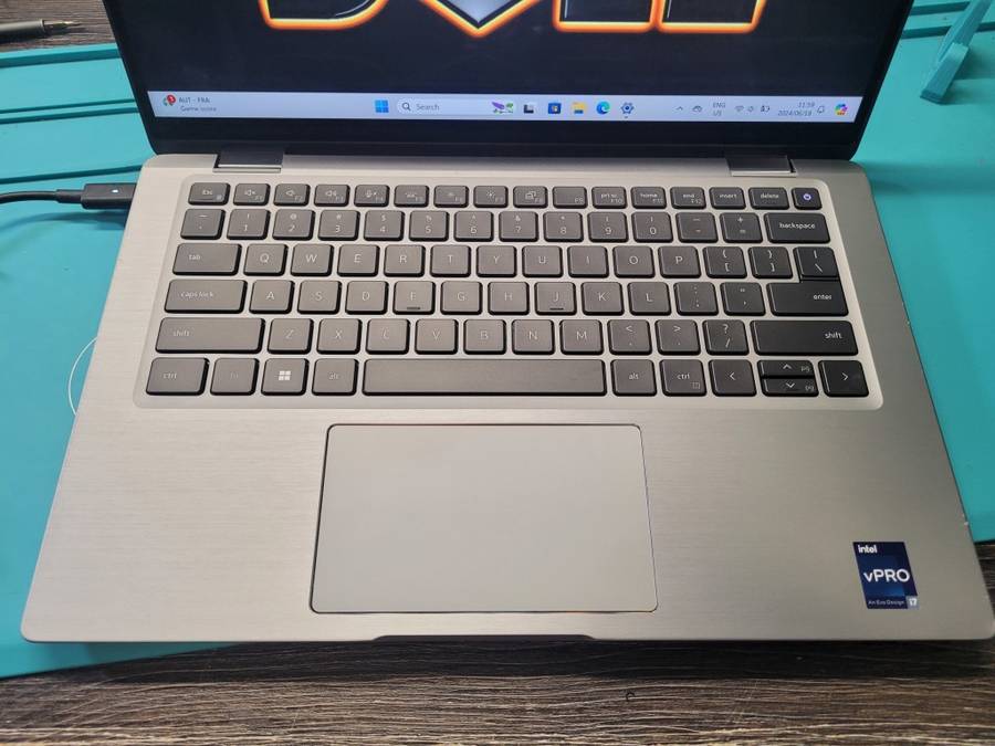 LATE ENTRY!*Amazing!*12TH GEN i7*DELL LATITUDE 7430*i7EVO-1265U*TOUCHSCREEN*32GB RAM*512GB SSD*FHD*