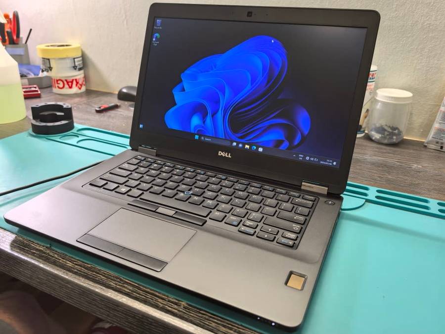 LATE ENTRY-DELL LATITUDE E5470-i5-6300U-8GB DDR4-256GB SSD-HD-4G LTE-BACKLIT