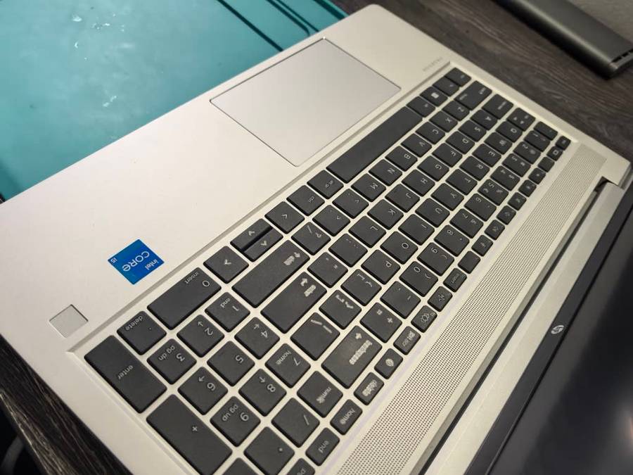 12th Gen i5-HP ProBook 450 G9-i5-1235U-16GB DDR4-512GB SSD-FHD-10 Cores