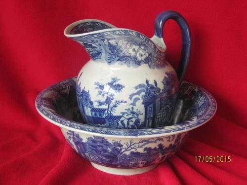 A stunning Blue and White Wash Basin and Jug