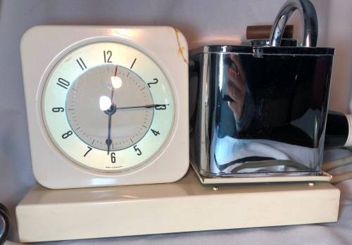 VINTAGE PIFCO TEA O MATIC - CLOCK & KETTLE COMINATION - WORKING