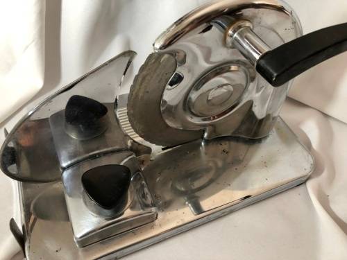 VINTAGE BERDA BREAD SLICER