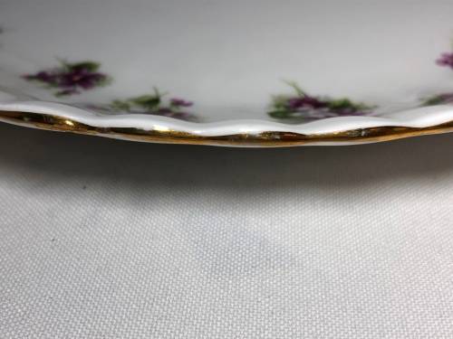 ROYAL ALBERT  SWEET VIOLETS - SANDWICH SERVER PLATE - NEAR PERFECT CONDITION
