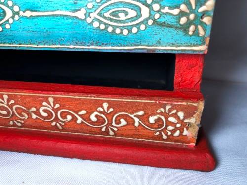 Moroccan hand decorated magazine rack