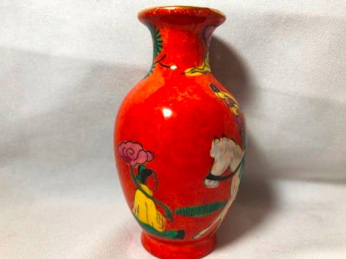 SMALL ORIENTAL HAND PAINTED PORCELAIN VASE