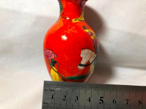 SMALL ORIENTAL HAND PAINTED PORCELAIN VASE