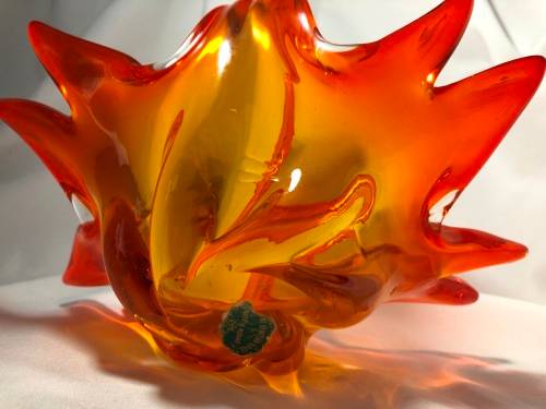 MURANO GLASS BASKET - NEAR PERFECT 24CM HIGH