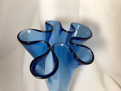 Vintage blue glass vase - perfect condition - 25cm