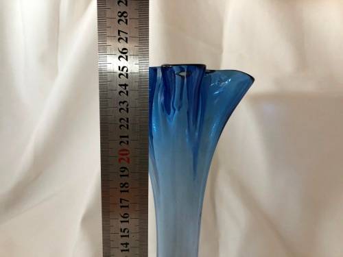 Vintage blue glass vase - perfect condition - 25cm