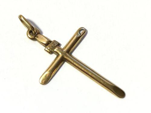 Stunning solid 9ct gold pendant