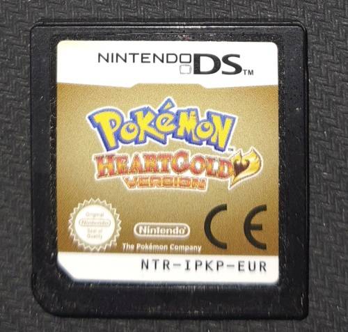 NDS - Pokemon Heartgold in Pokemon Moon Steelbook Case