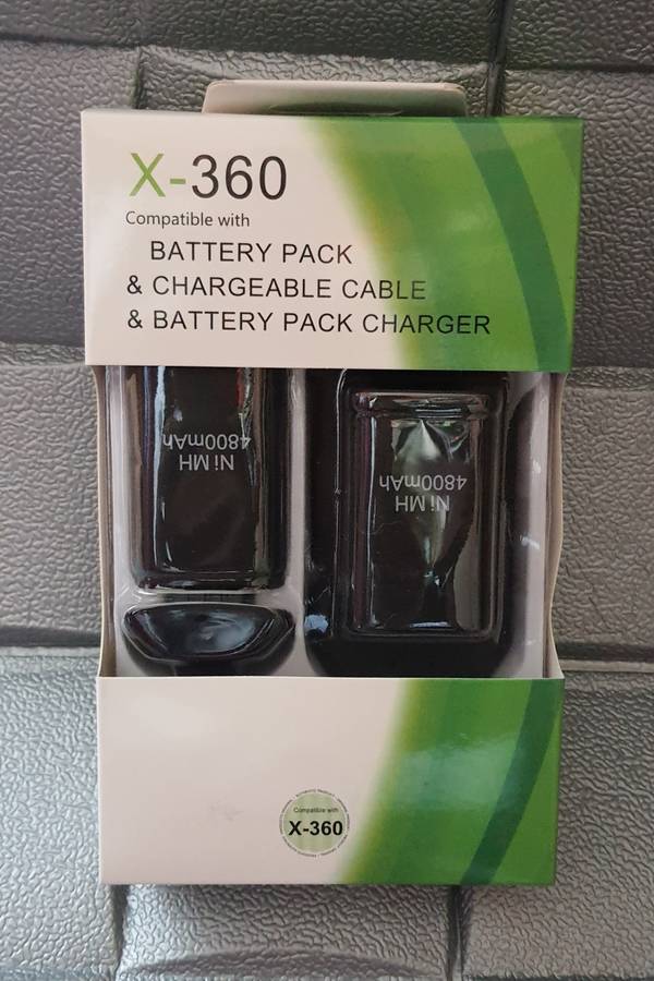 Xbox 360 Double Play and Charge Kit With Charging Dock Brand New